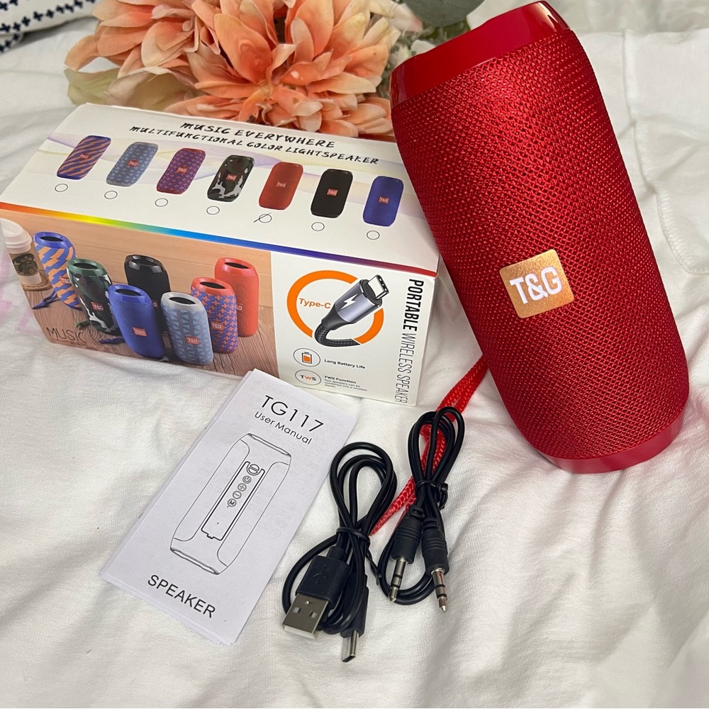 Portable wireless Bluetooth speakers